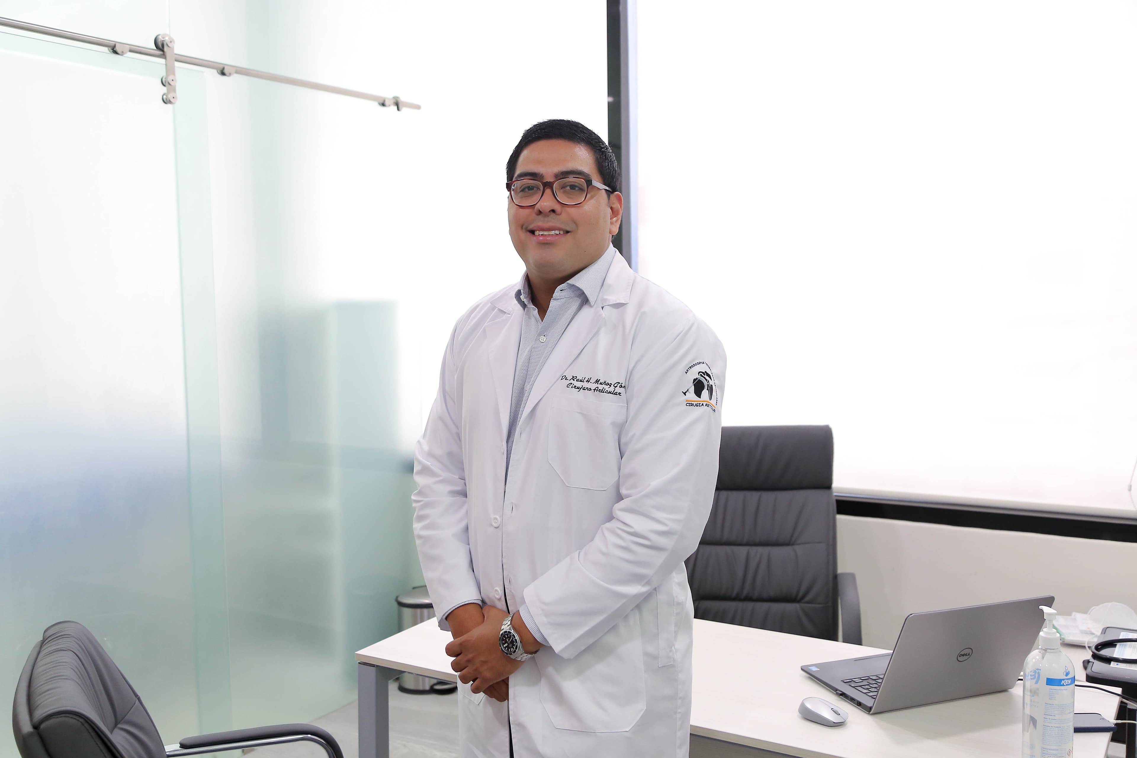 Dr. Raúl Hernán Muñoz Gómez